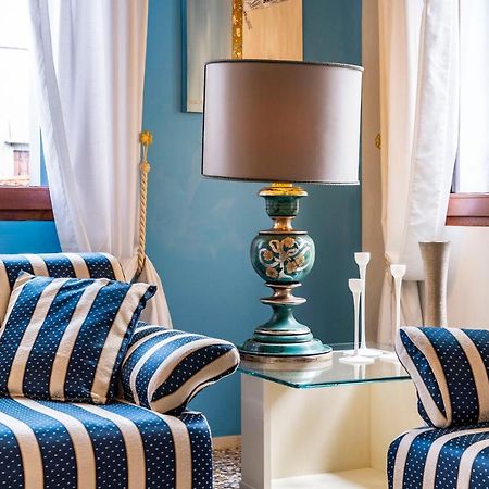 Friari Suite-Luxury Apt. Close To Rialto Bridge Venedig Eksteriør billede