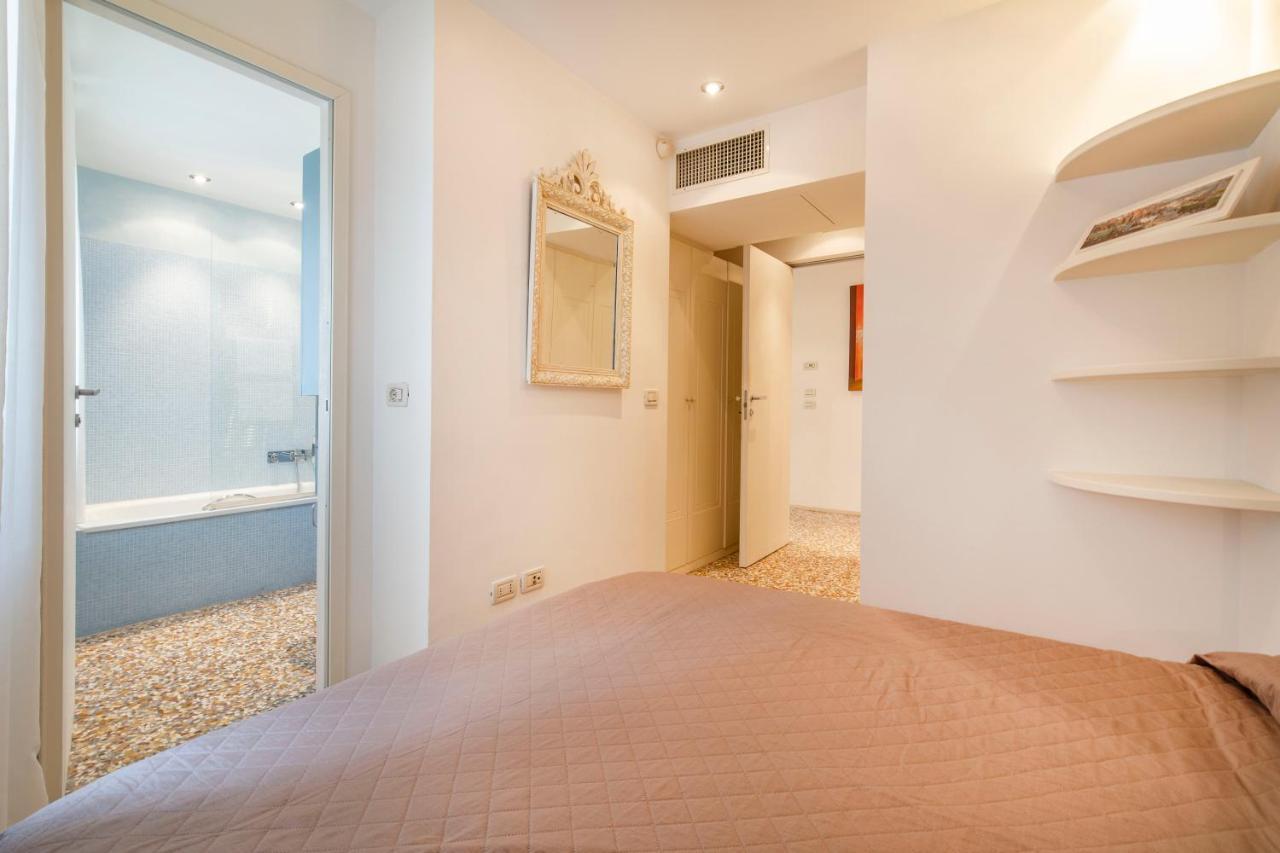 Friari Suite-Luxury Apt. Close To Rialto Bridge Venedig Eksteriør billede