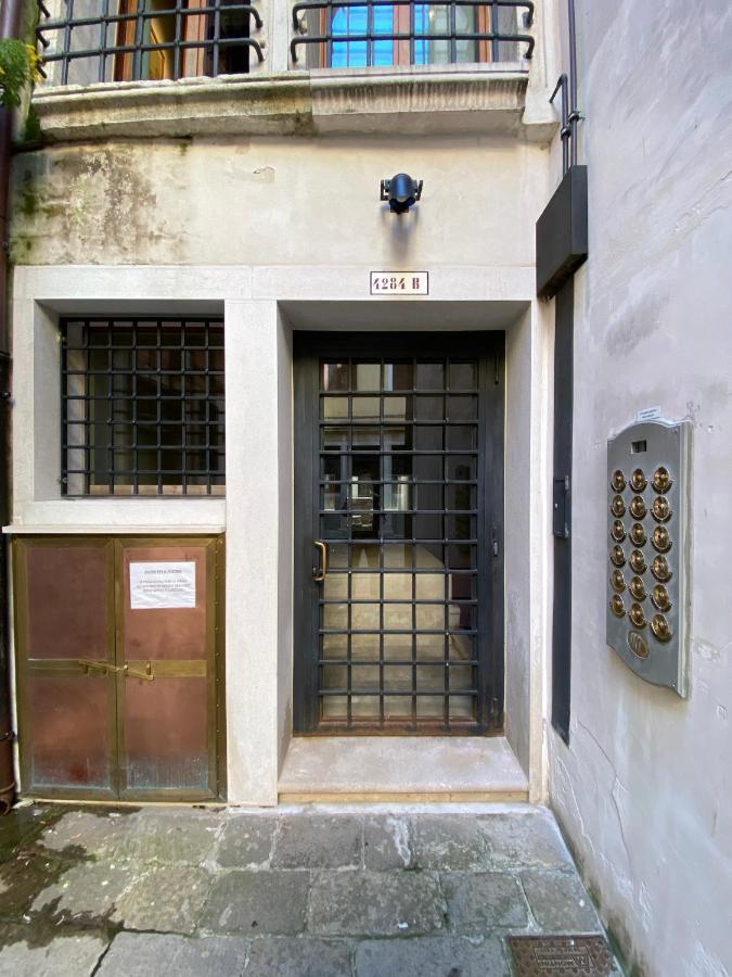 Friari Suite-Luxury Apt. Close To Rialto Bridge Venedig Eksteriør billede